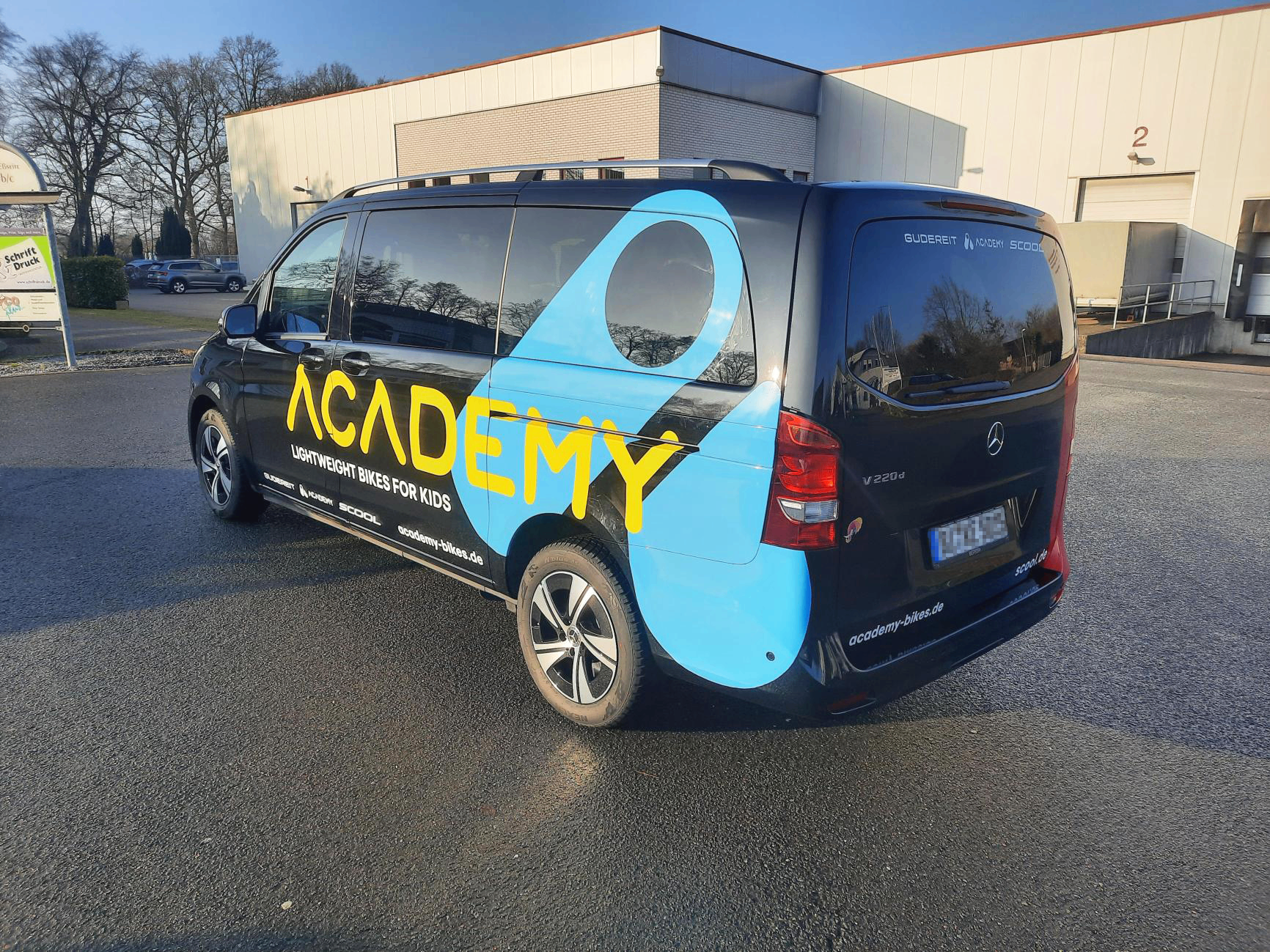 Academy Bikes Fahrzeug
