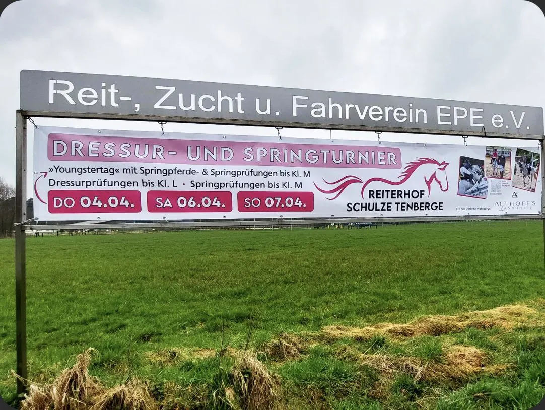 Reiterhof Schulze Tenberge Banner